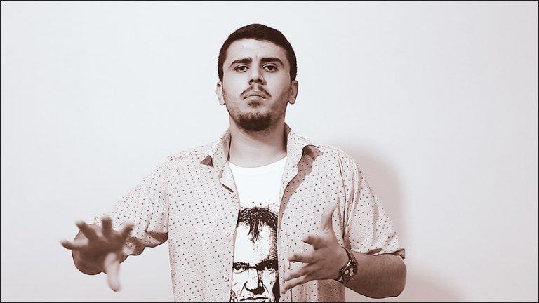 توضیحات حسین هادی پور در مورد ساخت پروژه موشن گرافیک در افتر افکت